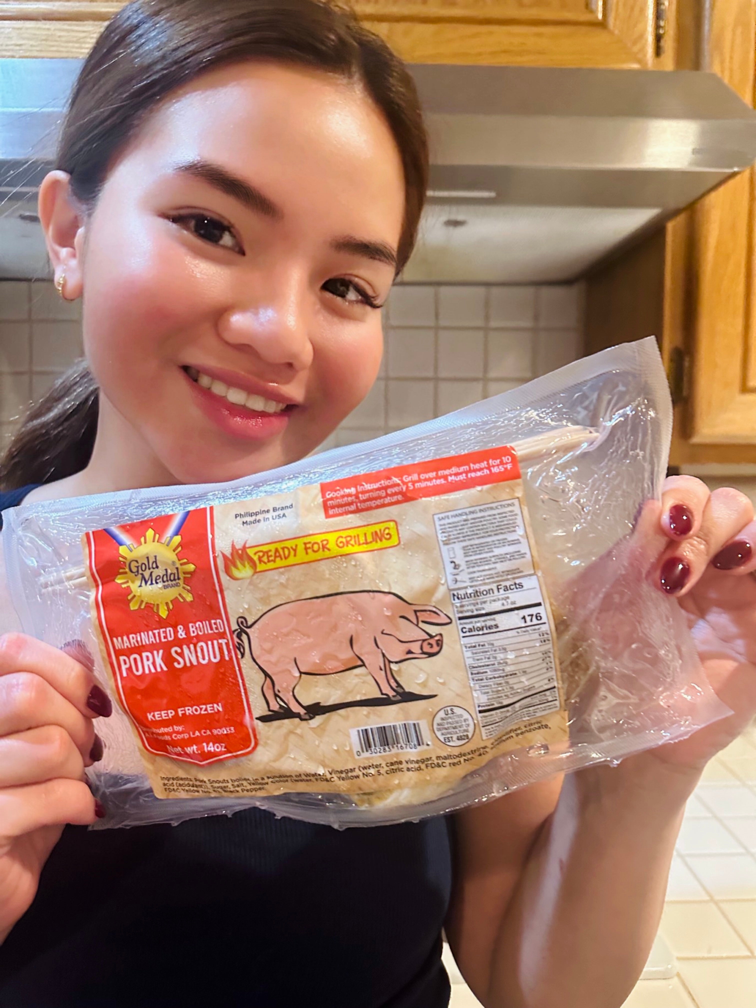 Gold Medal - Pork Snout (Nguso Ng Baboy) - Marinated & Boiled - Ready For Grilling - 14 OZ