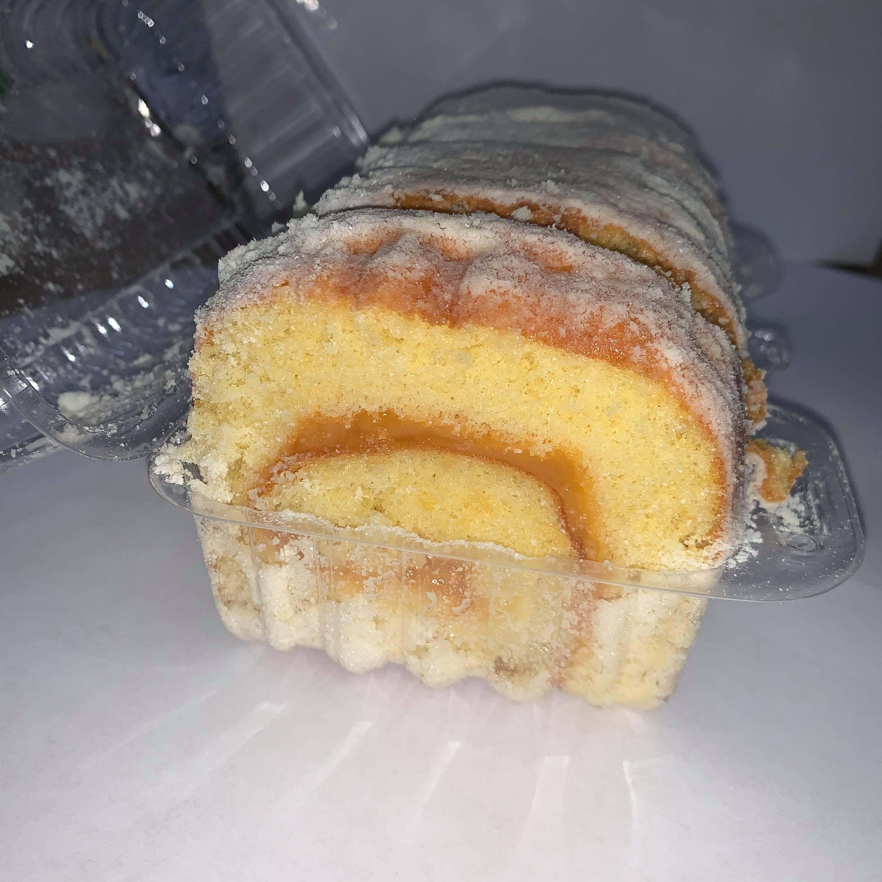 Kagat Bakery - Mango Pionono - 12 OZ
