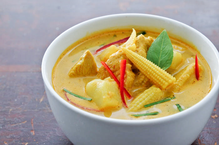 Chaokoh - Whole Young Sweet Corn in Brine - 15 OZ